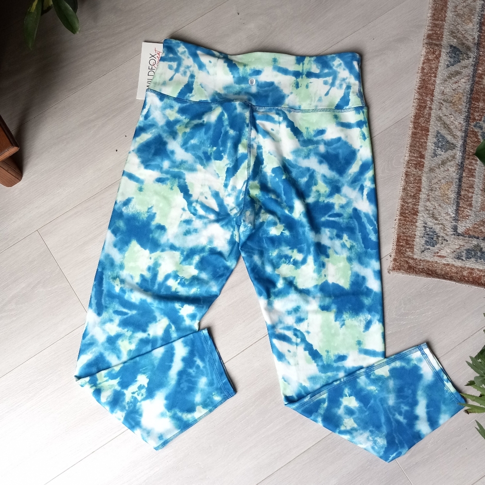 Wildfox Blue Sapphire/Green Ash Wash Tie Dye 7/8 Leggings, Size XL NWT - Picture 4 of 10